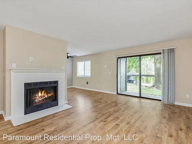 Building Photo - 2 br, 2 bath House - 9425 SW 146th Terrace...