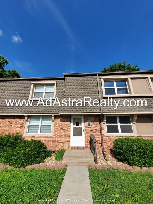 Building Photo - Spacious and Affordable Olathe Townhome-Coming SOON!!
