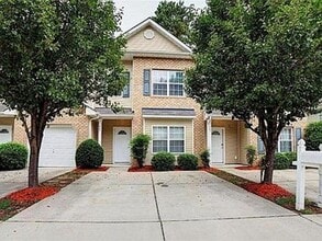 Building Photo - 461 Revolution Lane