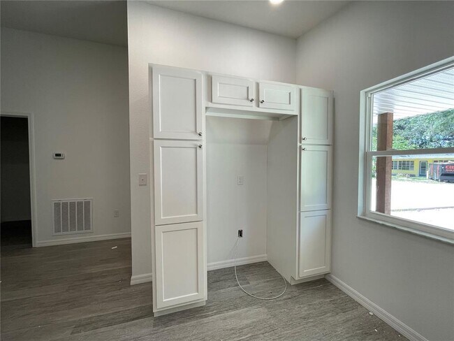 Foto del edificio - 8884 E Ogden Ln