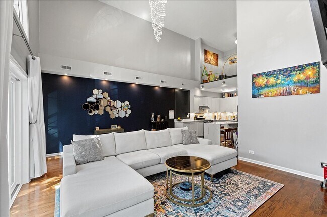 Foto del edificio - 1754 W Division St