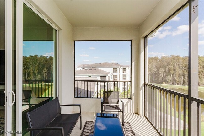 Foto del edificio - 6046 National Blvd