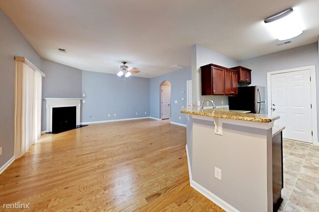 Building Photo - 251 Ridge Terrace Ln