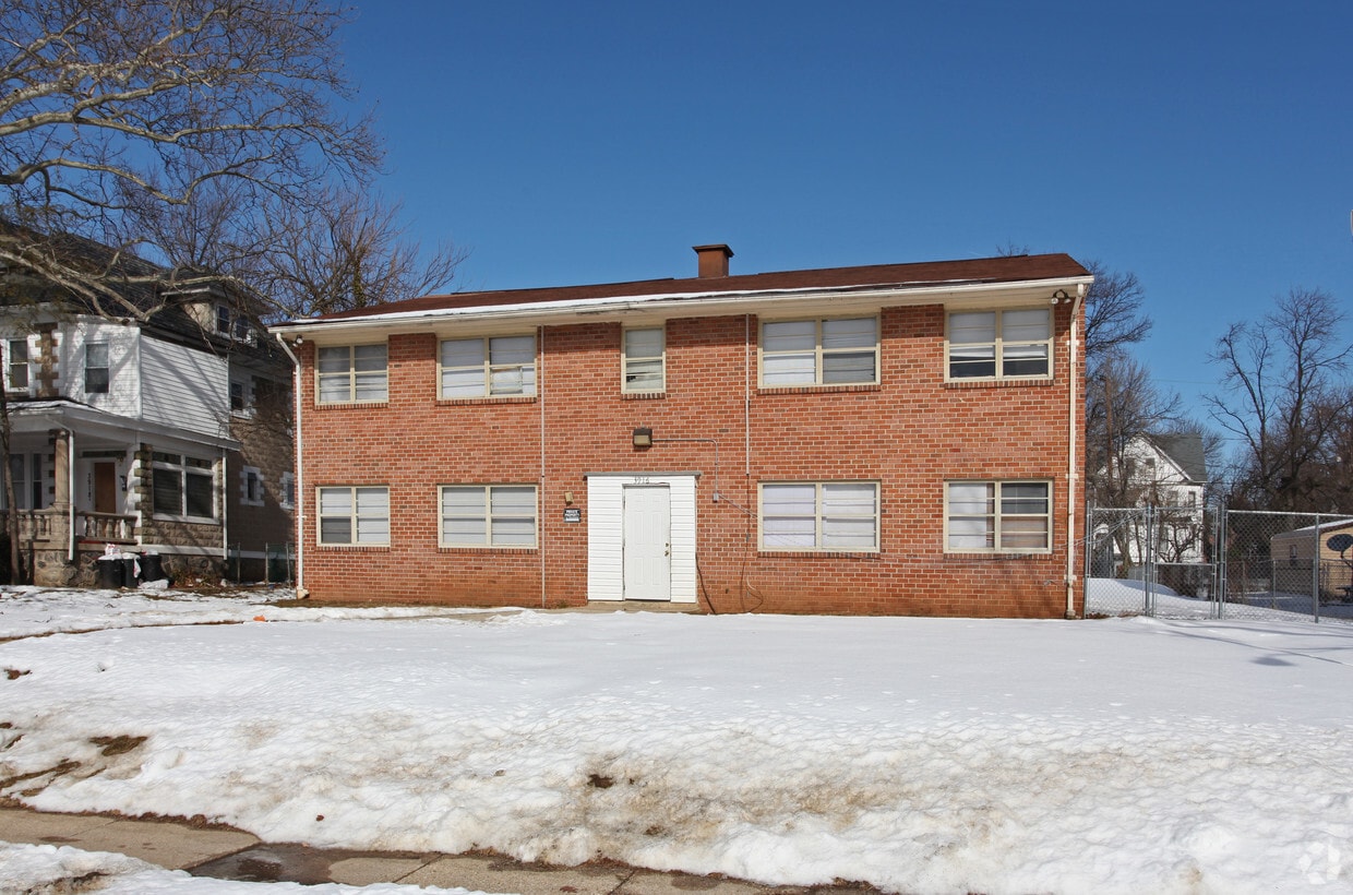 Building Photo - 3916 Maine Ave