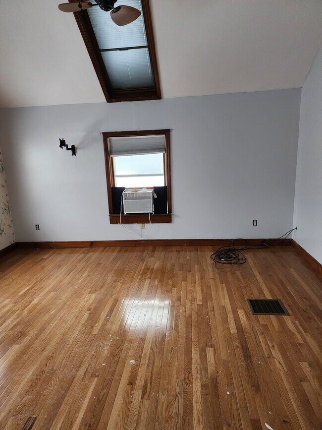 60 New Paltz Rd, Highland, NY 12528 House Rental in Highland, NY