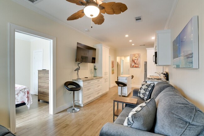 Building Photo - 1206 26th St