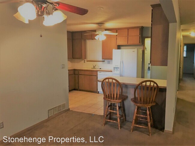 Foto del edificio - 4 br, 2 bath House - 2126 Iowa St.