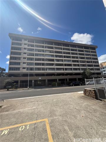 Building Photo - 2977 Ala Ilima St