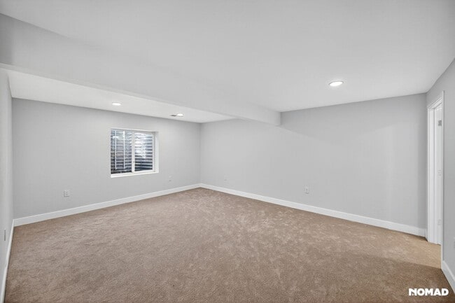 Foto del edificio - 8967 Red Bud St