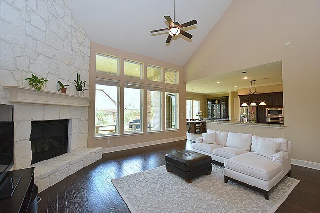 Foto del edificio - 18908 N Bee Cave Springs Cir