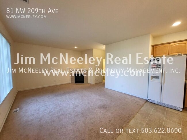 Foto del edificio - 81 NW 209th Ave