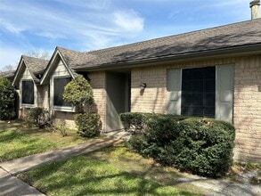 Building Photo - 3918 Laura Leigh Dr