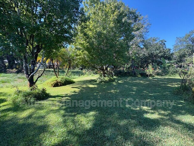 Foto del edificio - 299 Drexel Ln