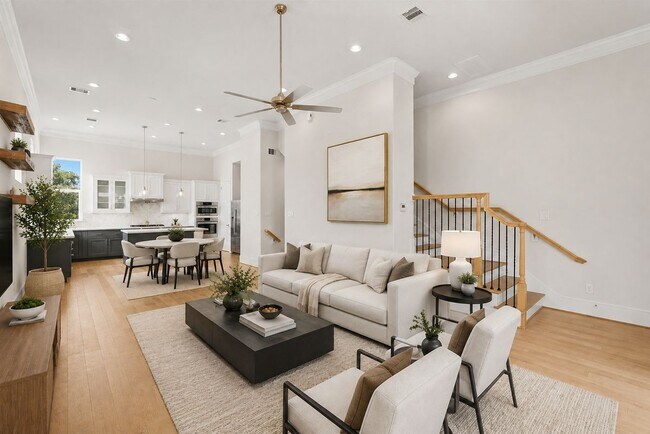 Foto del edificio - 3413 Timbergrove Oaks St