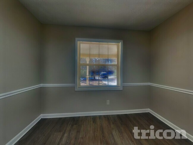 Foto del edificio - 850 Rambling Rose Ct NW