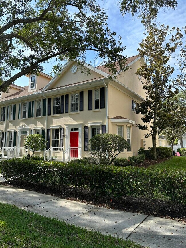 Foto del edificio - 262 Iris Dr