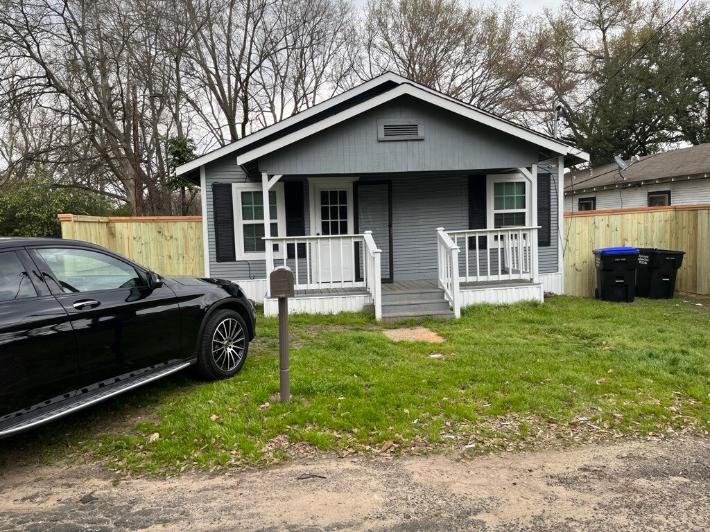 101 Brooks St, Longview, TX 75602 House Rental in Longview, TX