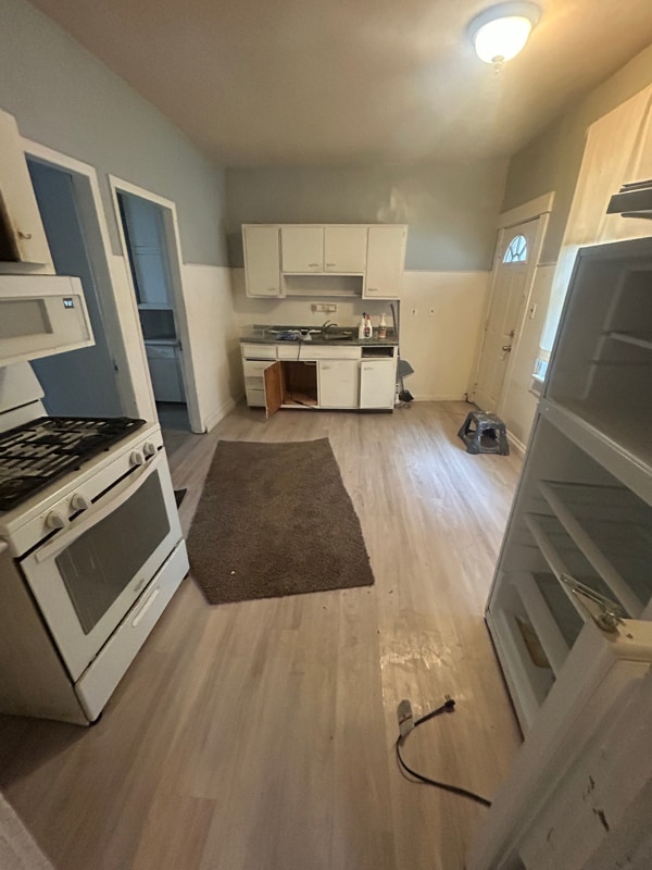 Foto del edificio - 6723 Sebert Ave