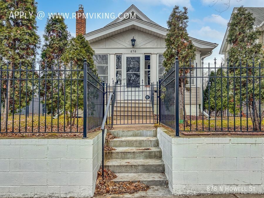 Primary Photo - 3br 2ba 2cg ~ Security Deposit Free Altern...