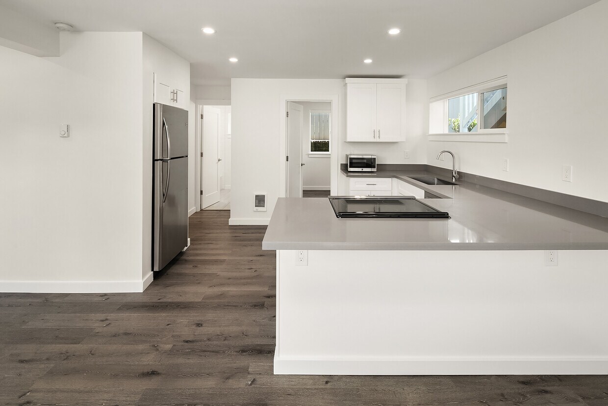 Foto principal - 6303 22nd Ave NW
