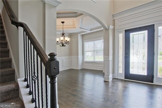 Building Photo - 4002 Golden Gate Wy