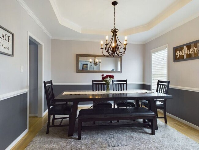 Foto del edificio - 15260 Willow Hill Lane