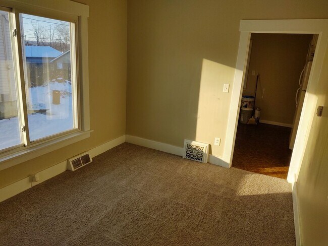 Foto del edificio - House 3 bedroom 1 bathroom