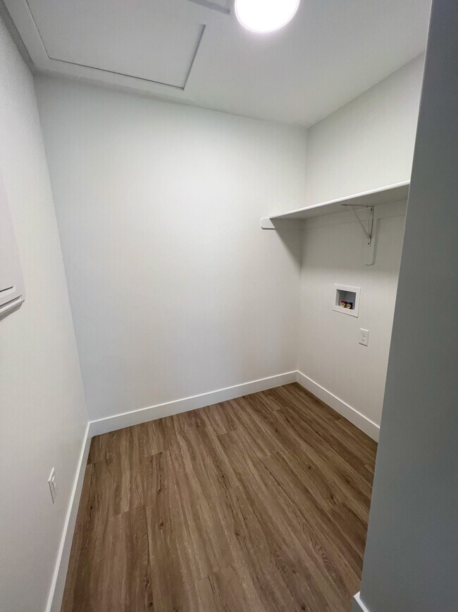 Foto del edificio - 3127 S 225 W