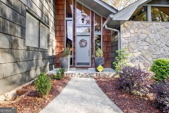 Foto del edificio - 786 Swamp Creek Dr