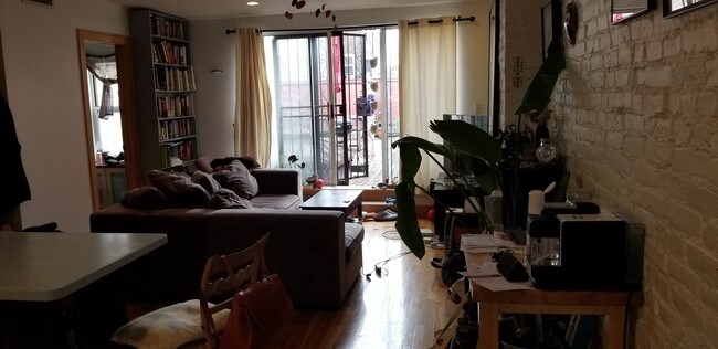 Foto del edificio - 400 Atlantic Ave