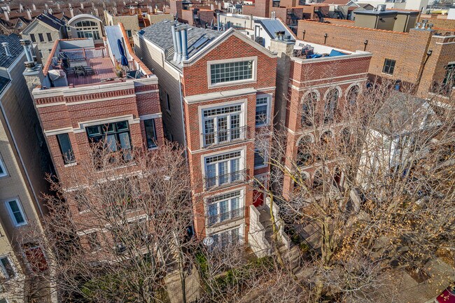 Foto del edificio - 2653-2743 N Wayne Ave