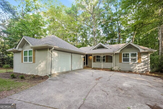 Building Photo - 540 Hillsdale Dr