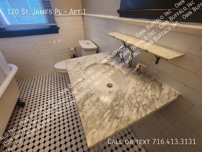 Building Photo - Charming 3-Bedroom Retreat in the Heart of...