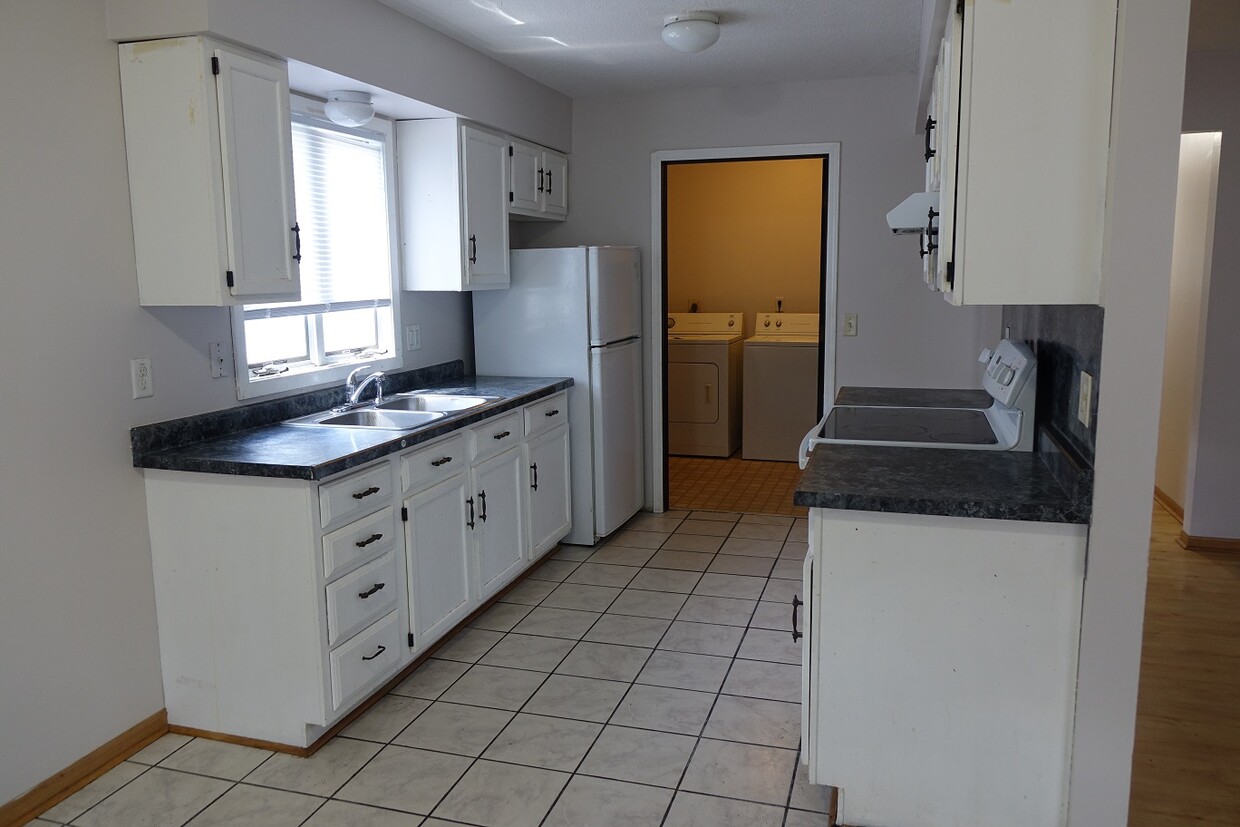 Primary Photo - 1521 McAfee Street