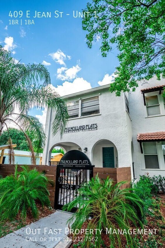 Primary Photo - 2 Weeks Free Rent! Dazzling and Trendy 1 B...