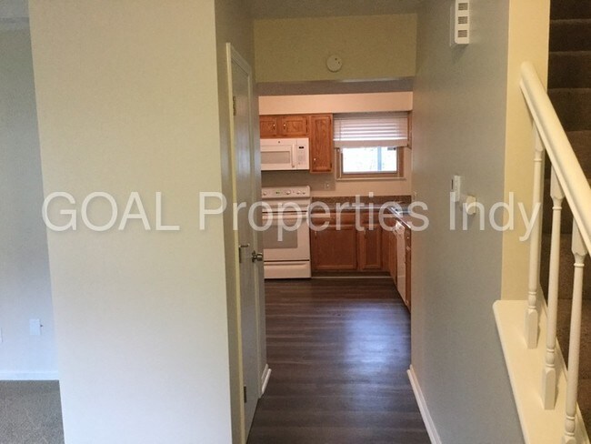 Building Photo - 4335 Ashwood Dr