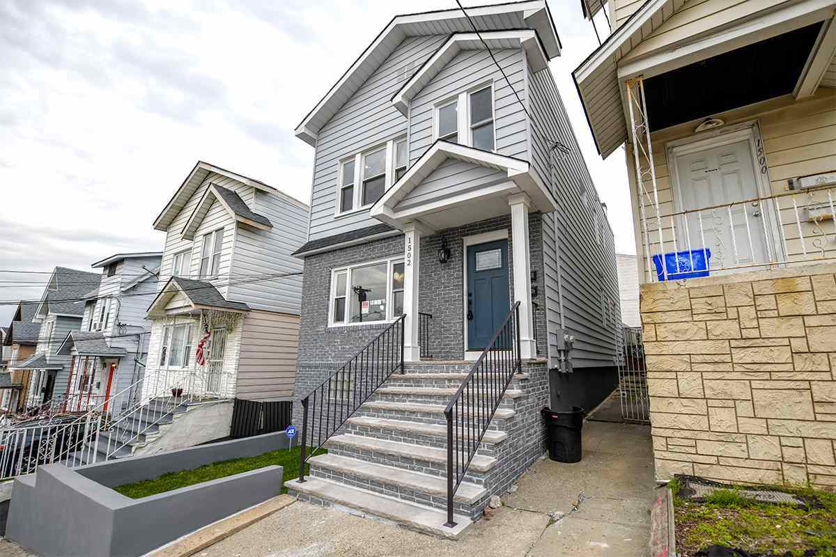 Primary Photo - 1502 91st St
