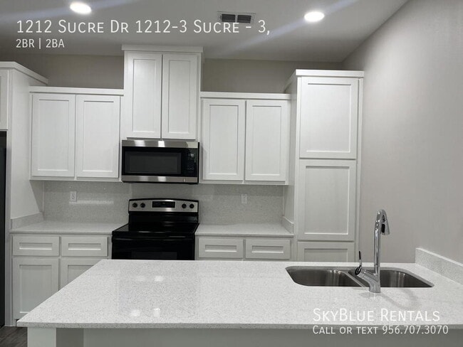 Building Photo - 1212 W Sucre Dr