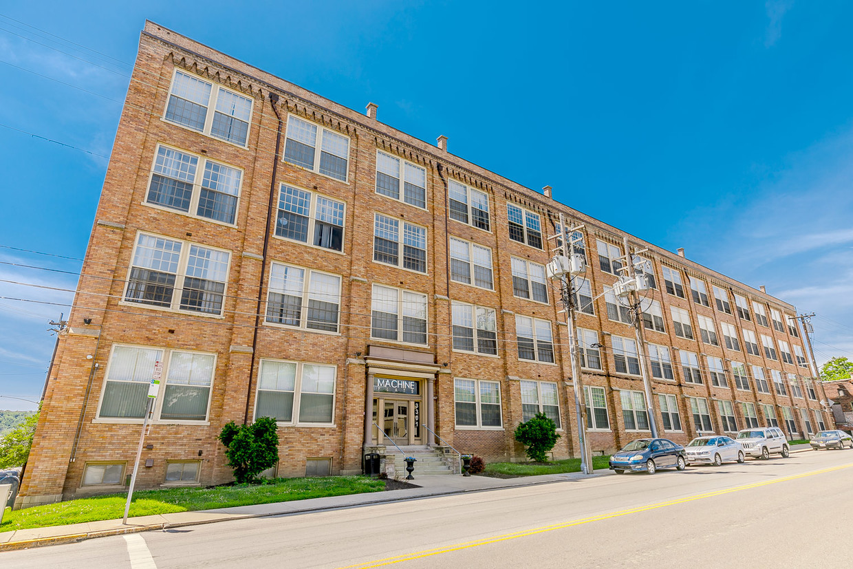 Foto principal - Machine Flats - 3301 Colerain