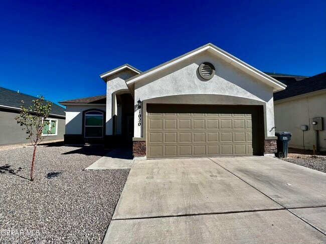 Foto del edificio - 1020 Indigo Sky St