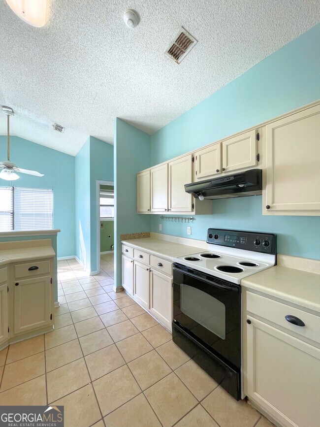 Foto del edificio - 314 Briarwood Cir