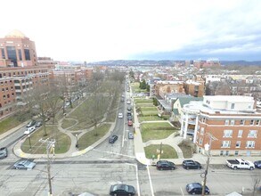 Building Photo - 260 Gross St