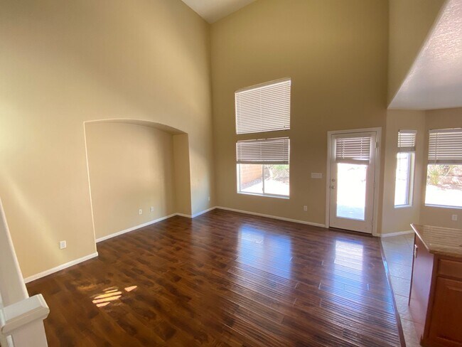 Building Photo - Beautiful 3Bed/3Bath/2Car residence located in gated northwest community next to Skye Canyon and ...