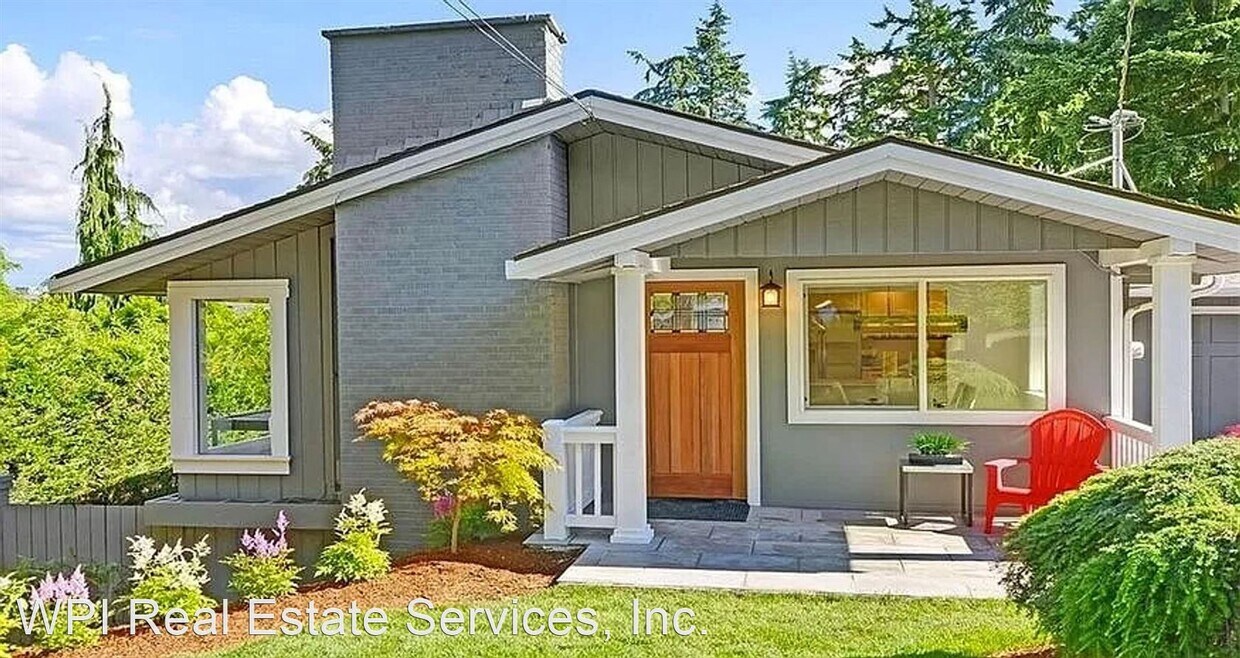 Foto principal - 4 br, 3 bath House - 9847 NE 19th St