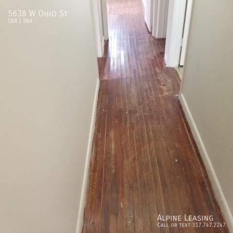 Building Photo - 5638 W Ohio St - 4BR/2BA Westside House!