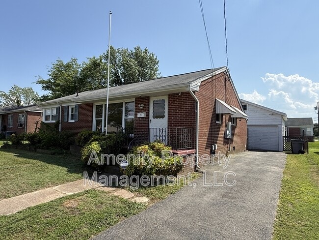 Building Photo - 21 Mansford Dr