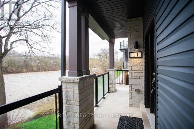 Photo du bâtiment - 2 Willow St