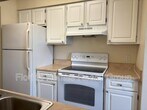 Primary Photo - 2925 Winkler Ave