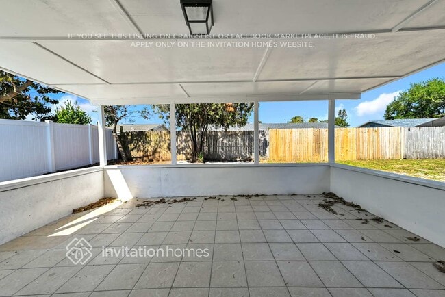 Building Photo - 6914 Voltaire Dr