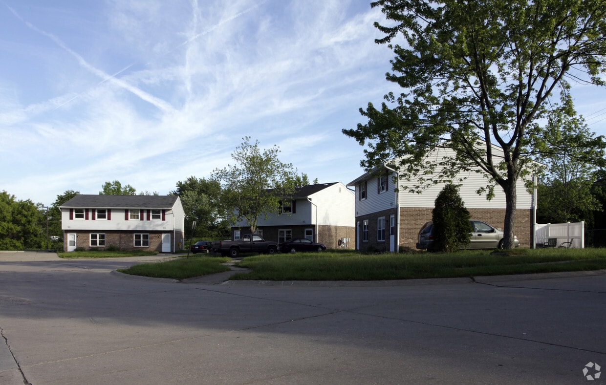 Building Photo - 6443 S Fairfield Ave